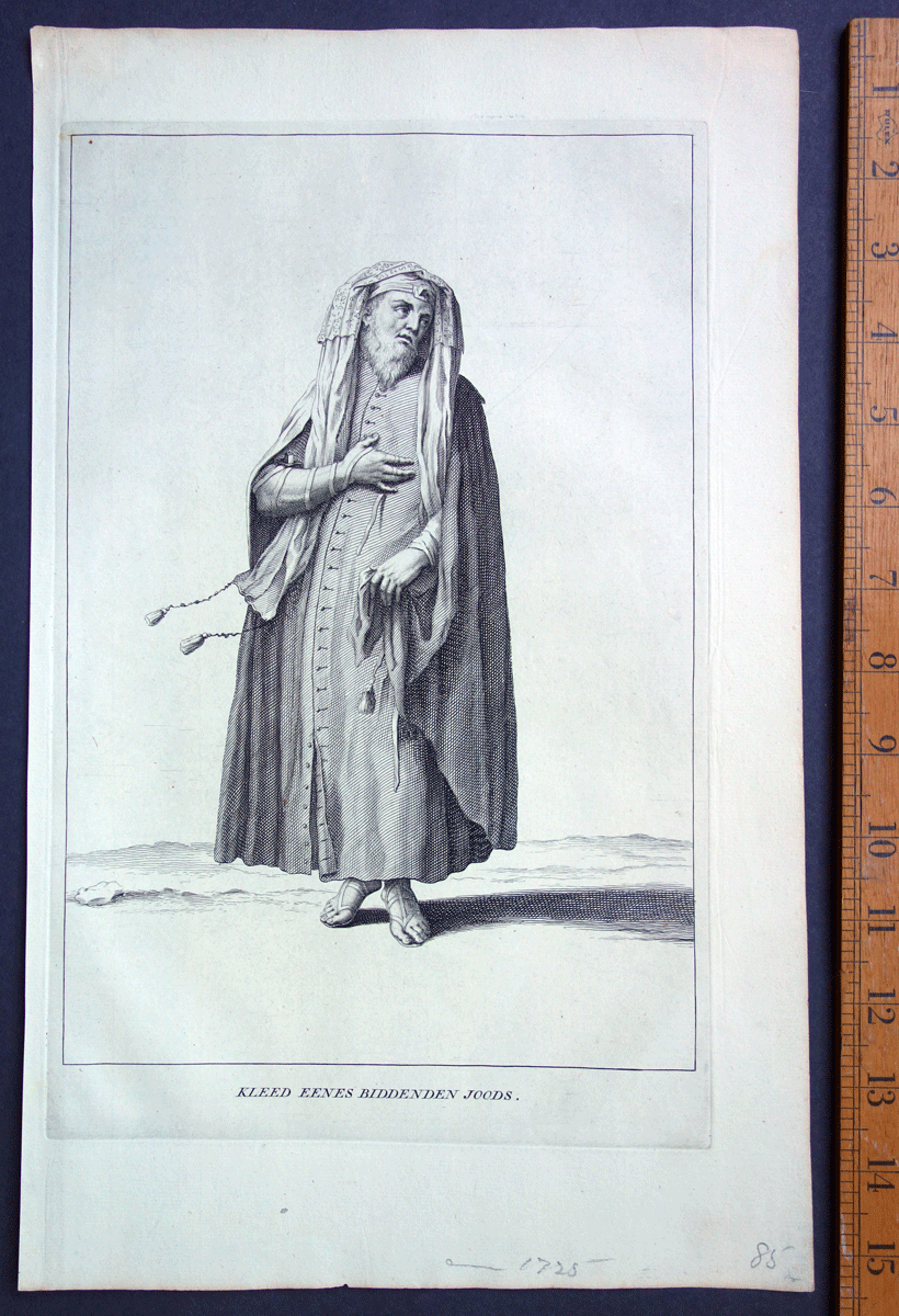 Costume of a praying Jew / Kleed eenes biddenden joods Bleyswyck